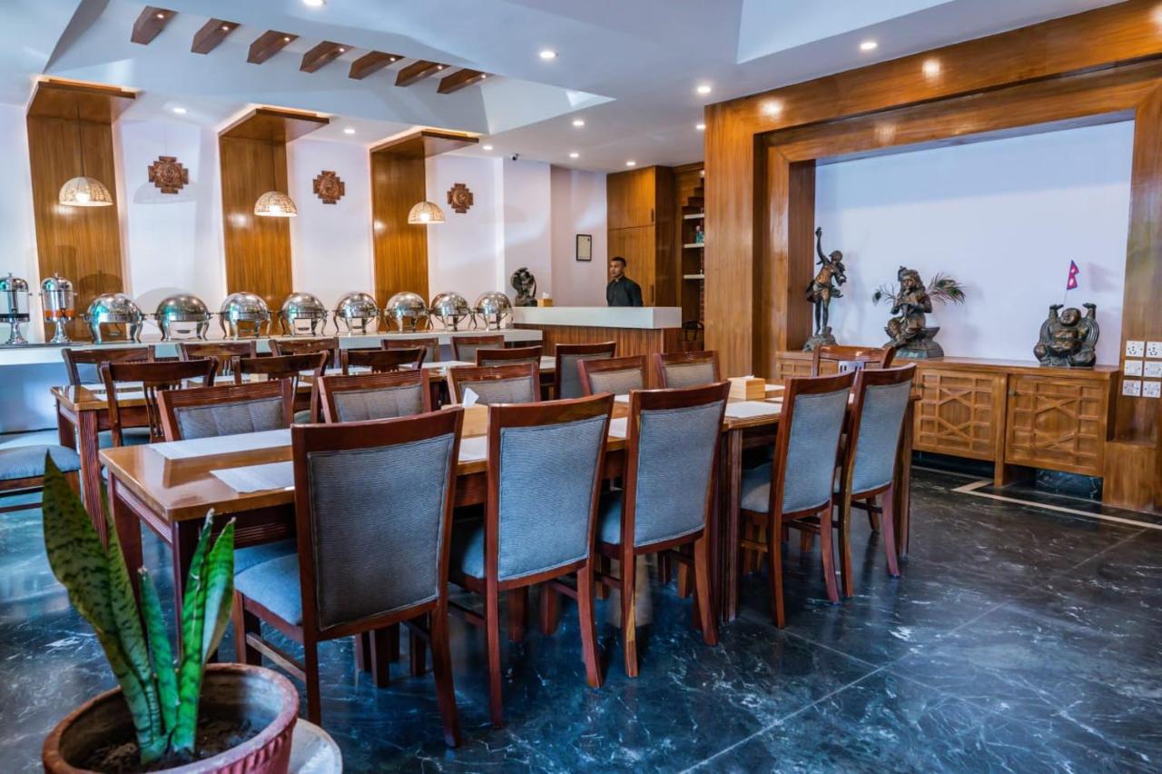 Kathmandu Prince Hotel エクステリア 写真