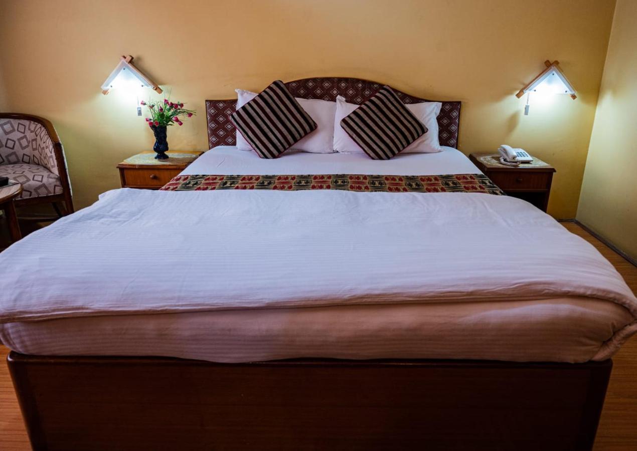 Kathmandu Prince Hotel エクステリア 写真