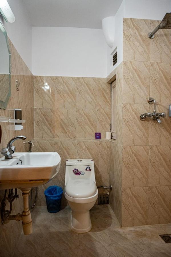 Kathmandu Prince Hotel エクステリア 写真