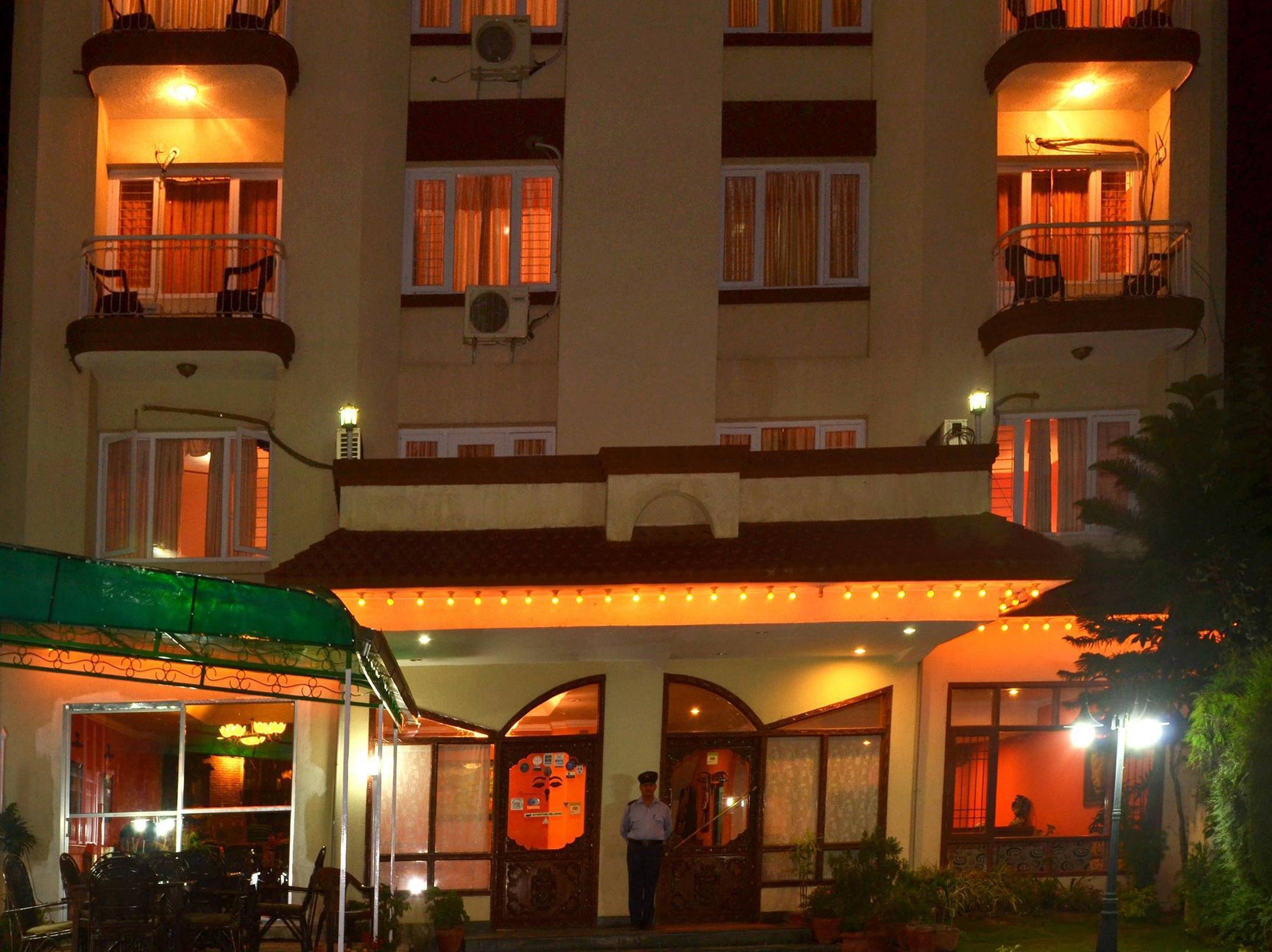 Kathmandu Prince Hotel エクステリア 写真